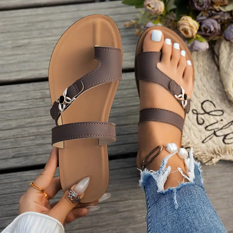 SAVINA™ WOMEN’S EVERYDAY FLAT SANDALS