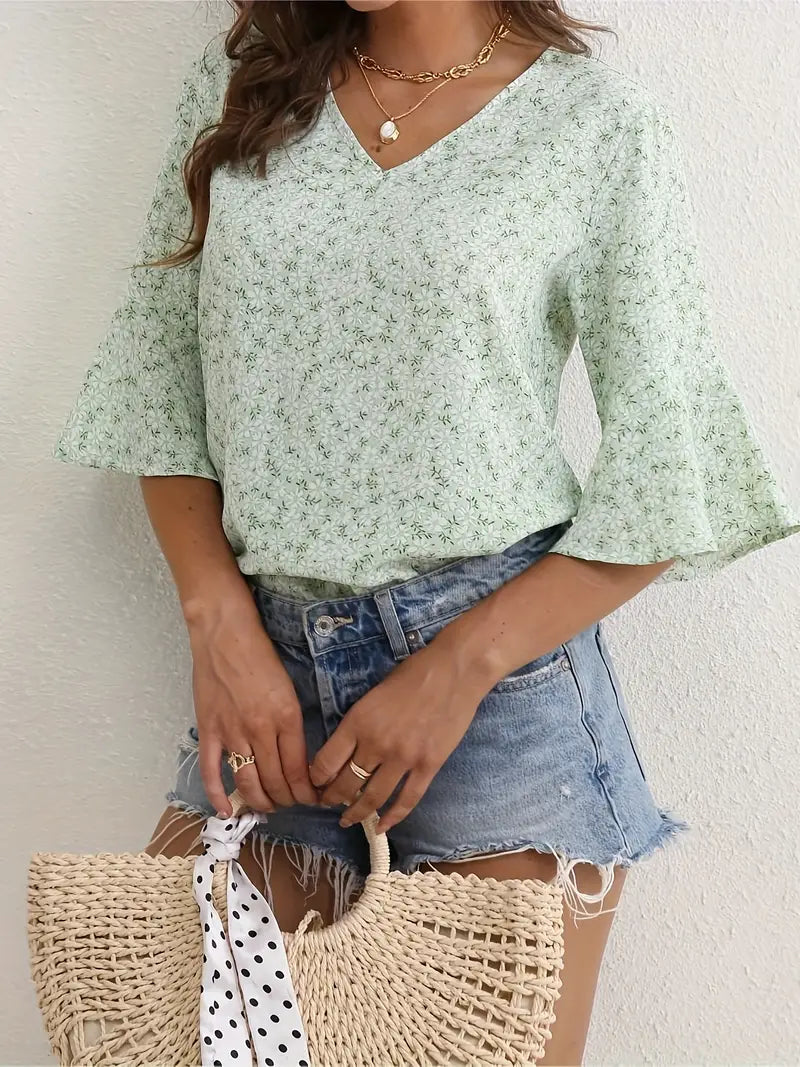 LILA WOMEN’S FLORAL PRINT V-NECK BLOUSE