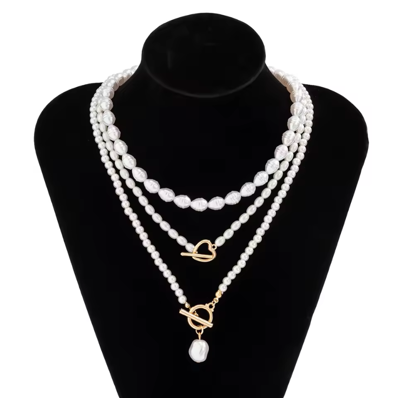 Alouette – Layered Heart Pearl Set